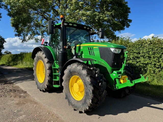 JOHN DEERE 6195R